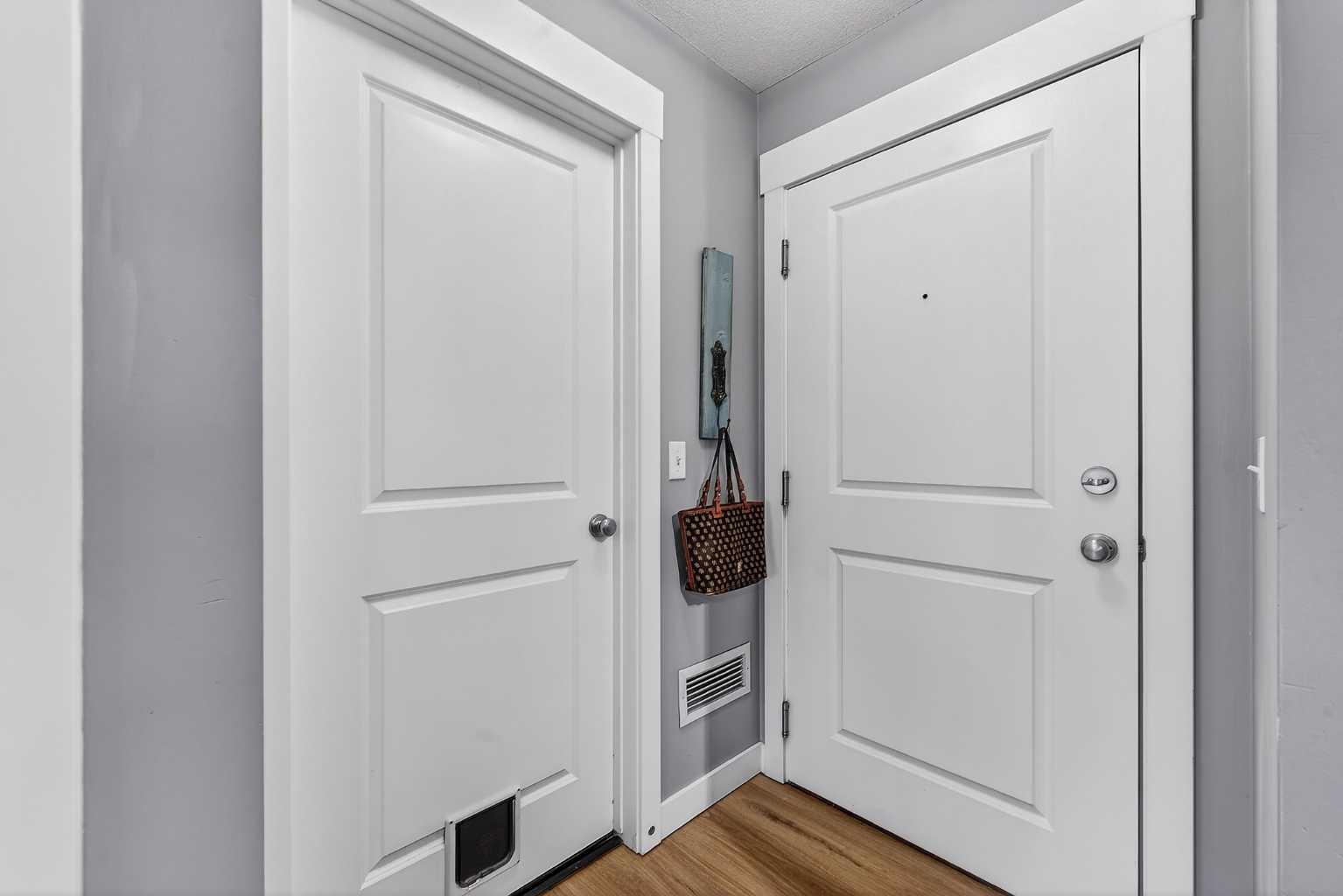 3411, 302 Skyview Ranch Drive NE