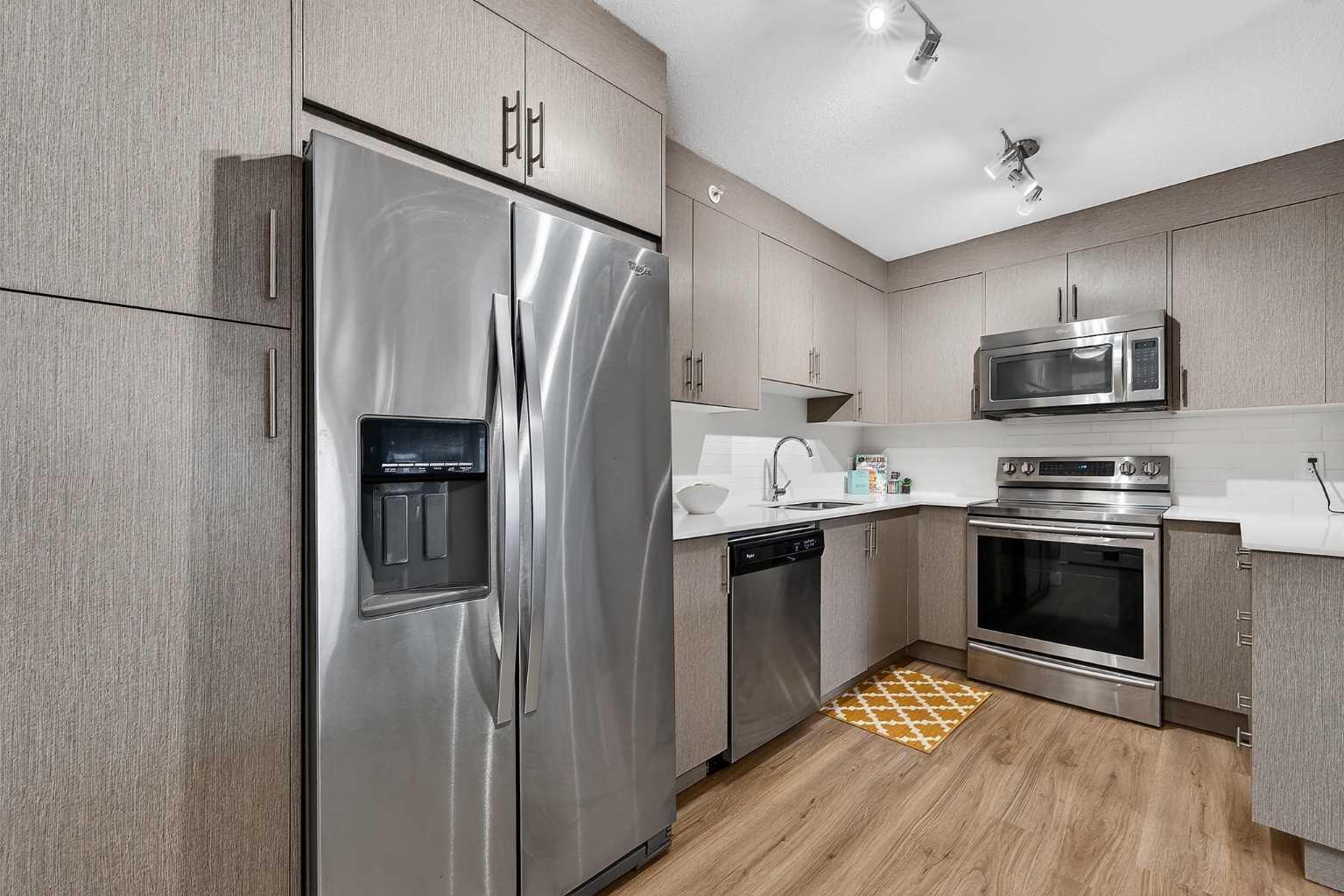 3411, 302 Skyview Ranch Drive NE