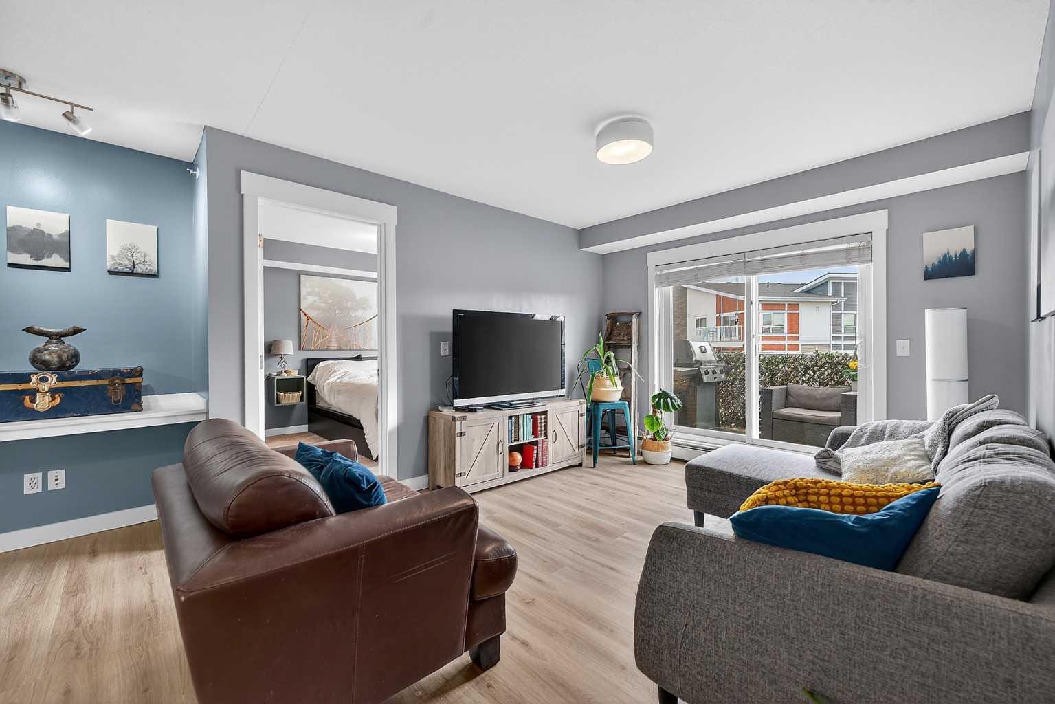 3411, 302 Skyview Ranch Drive NE
