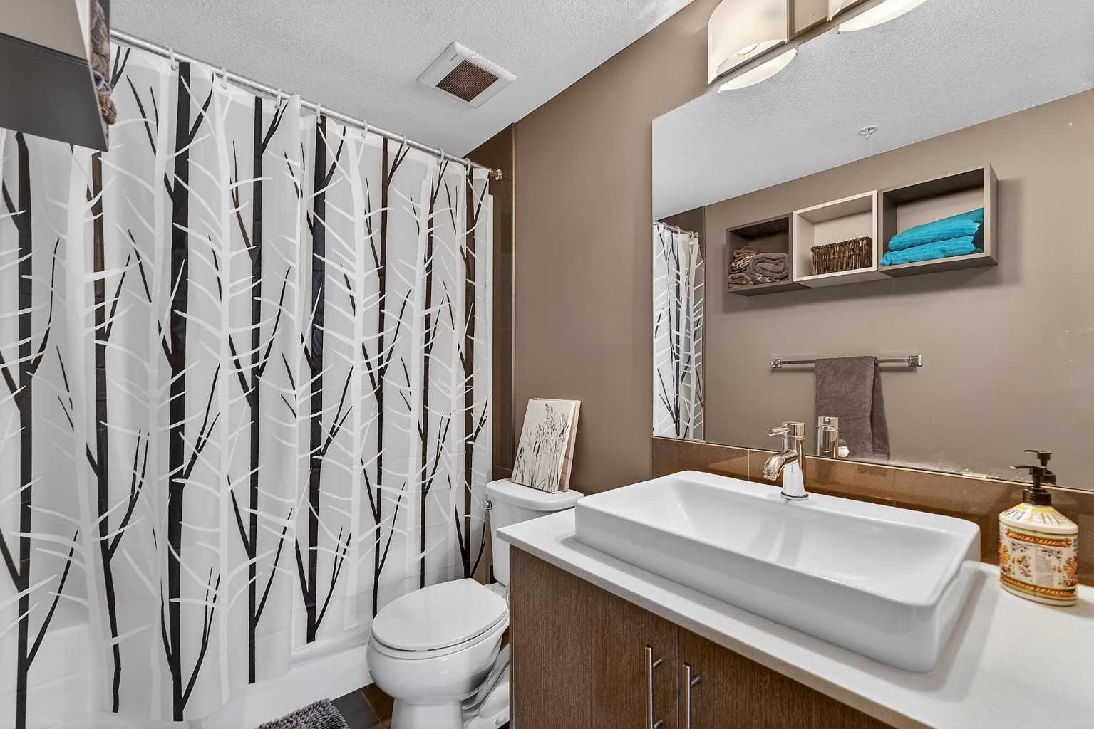 3411, 302 Skyview Ranch Drive NE