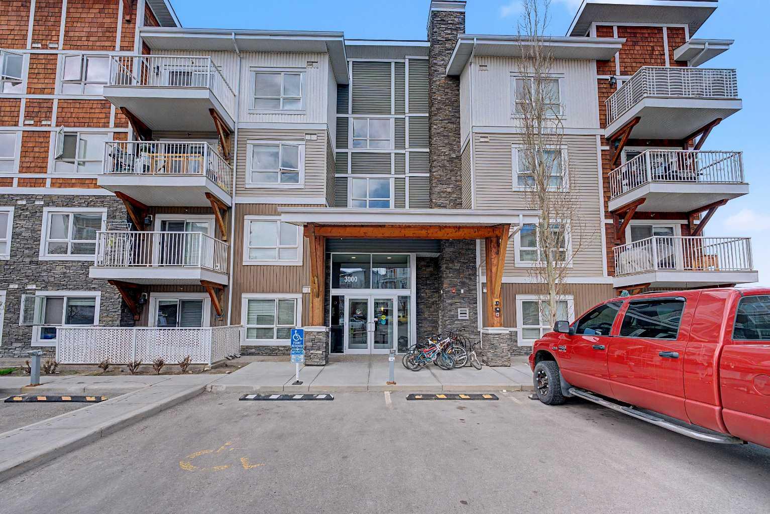 3411, 302 Skyview Ranch Drive NE