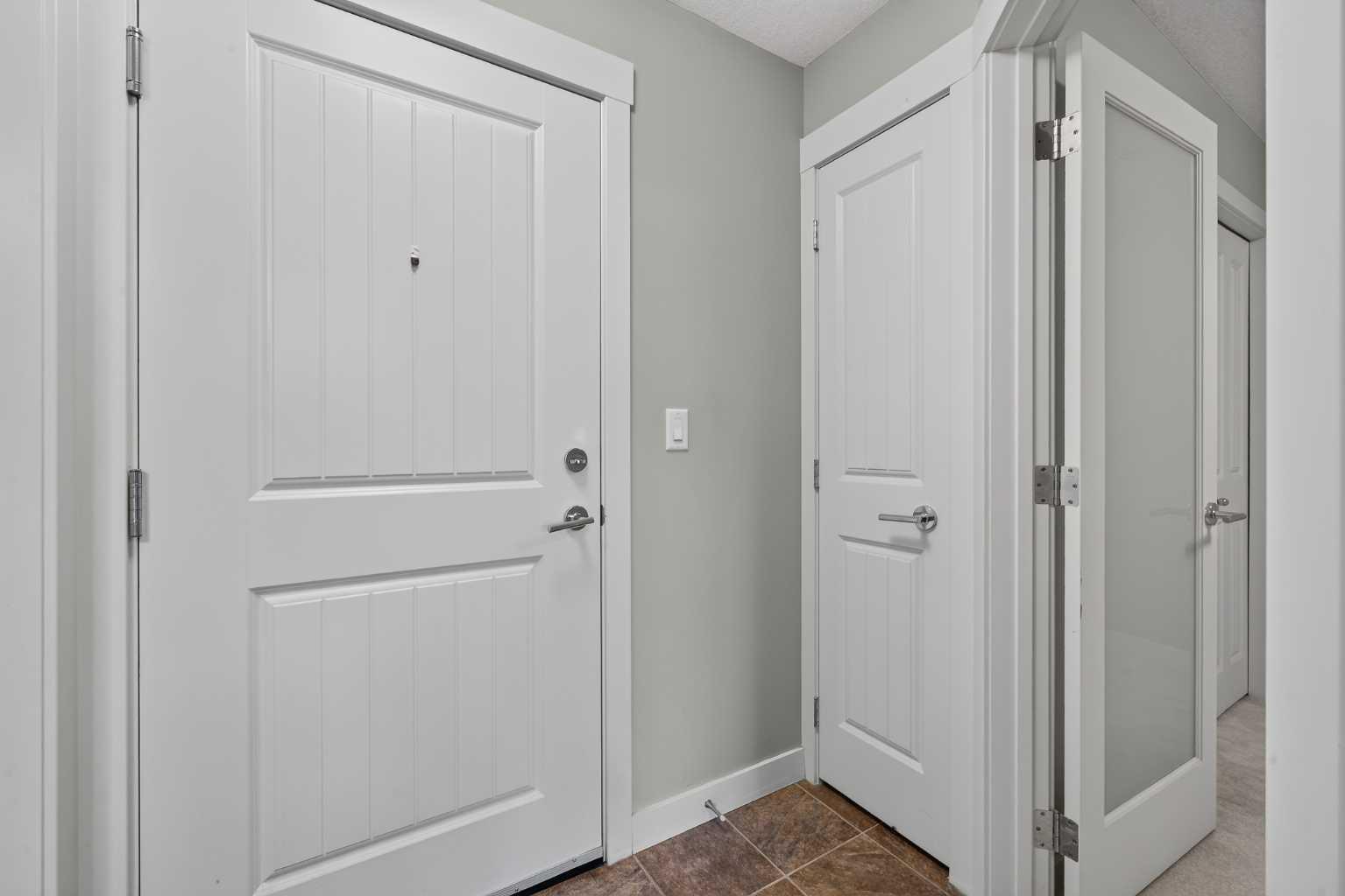 313, 130 AUBURN MEADOWS View SE