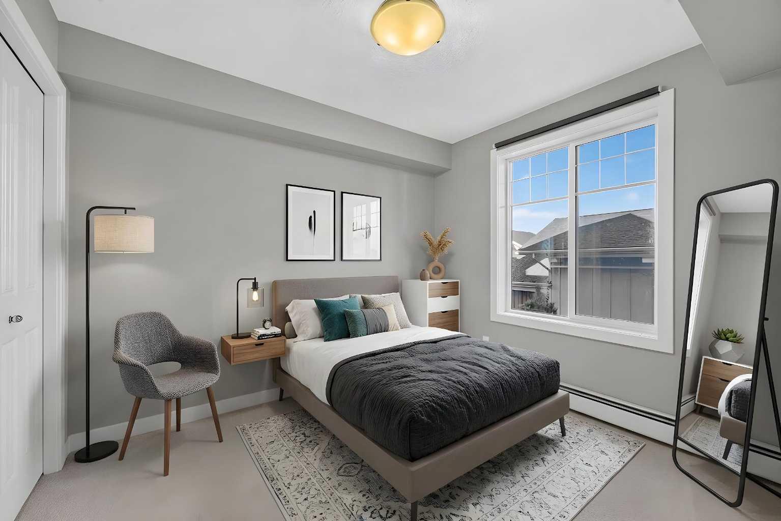 313, 130 AUBURN MEADOWS View SE