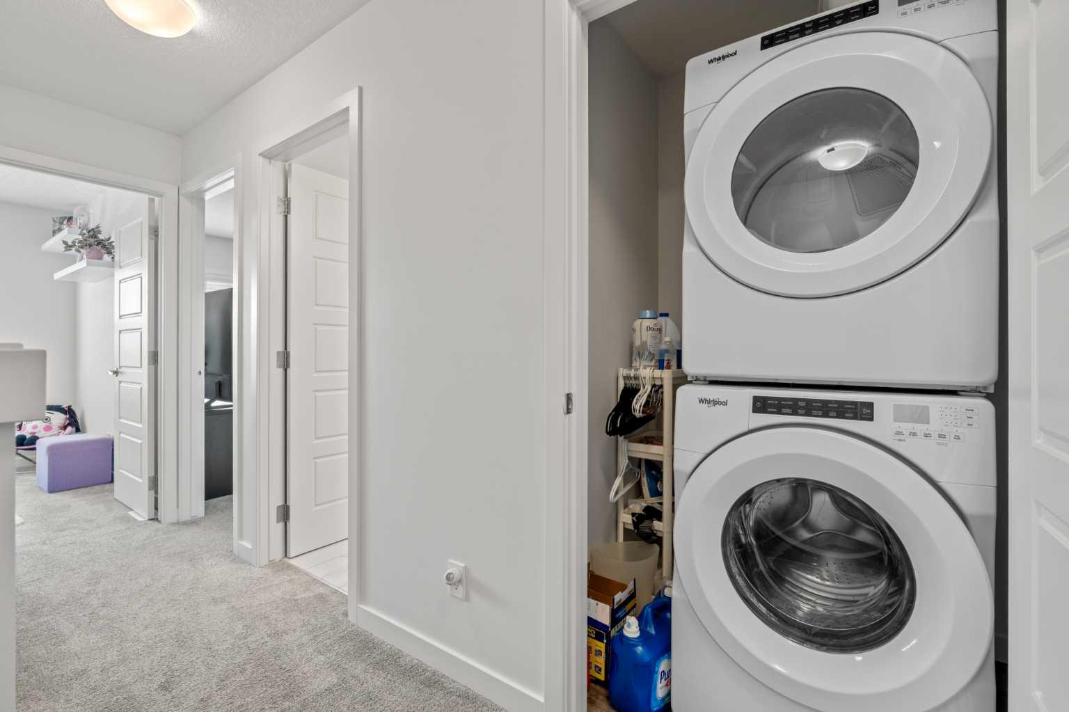 108, 75 Evanscrest Common NW