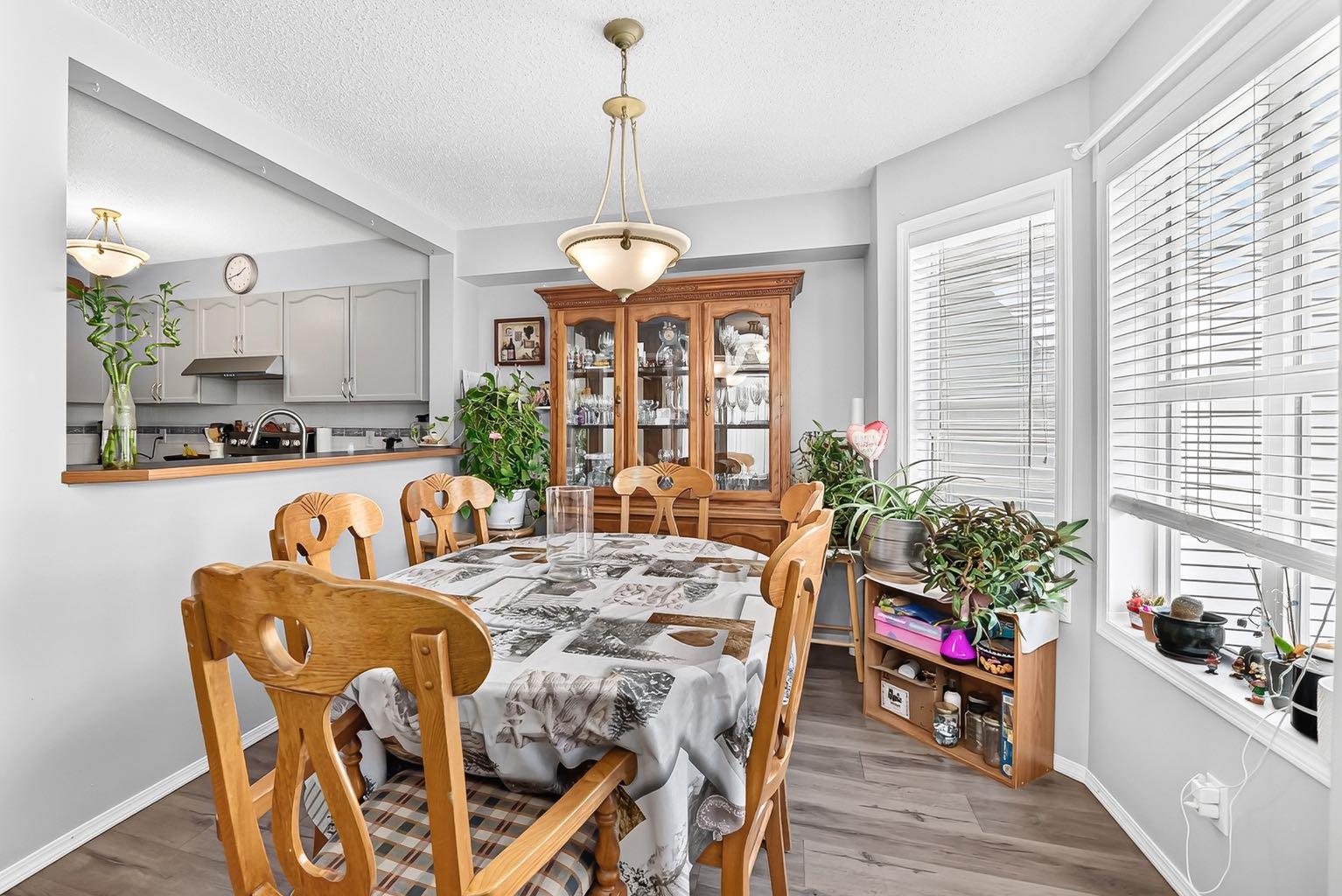 38 Country Village Landing NE