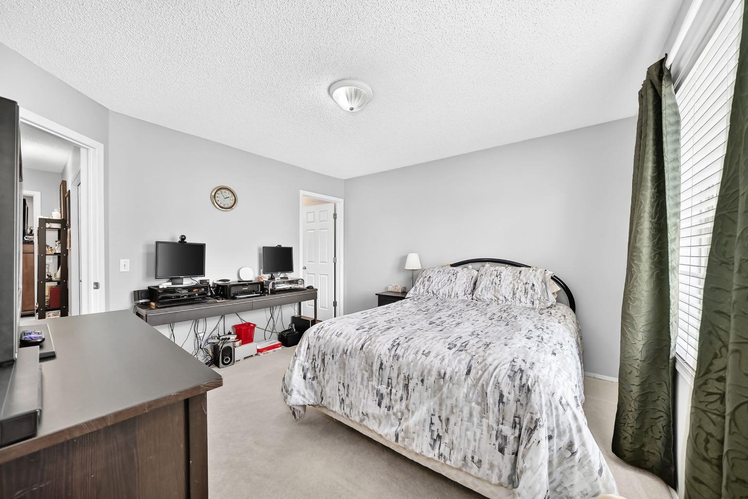 38 Country Village Landing NE