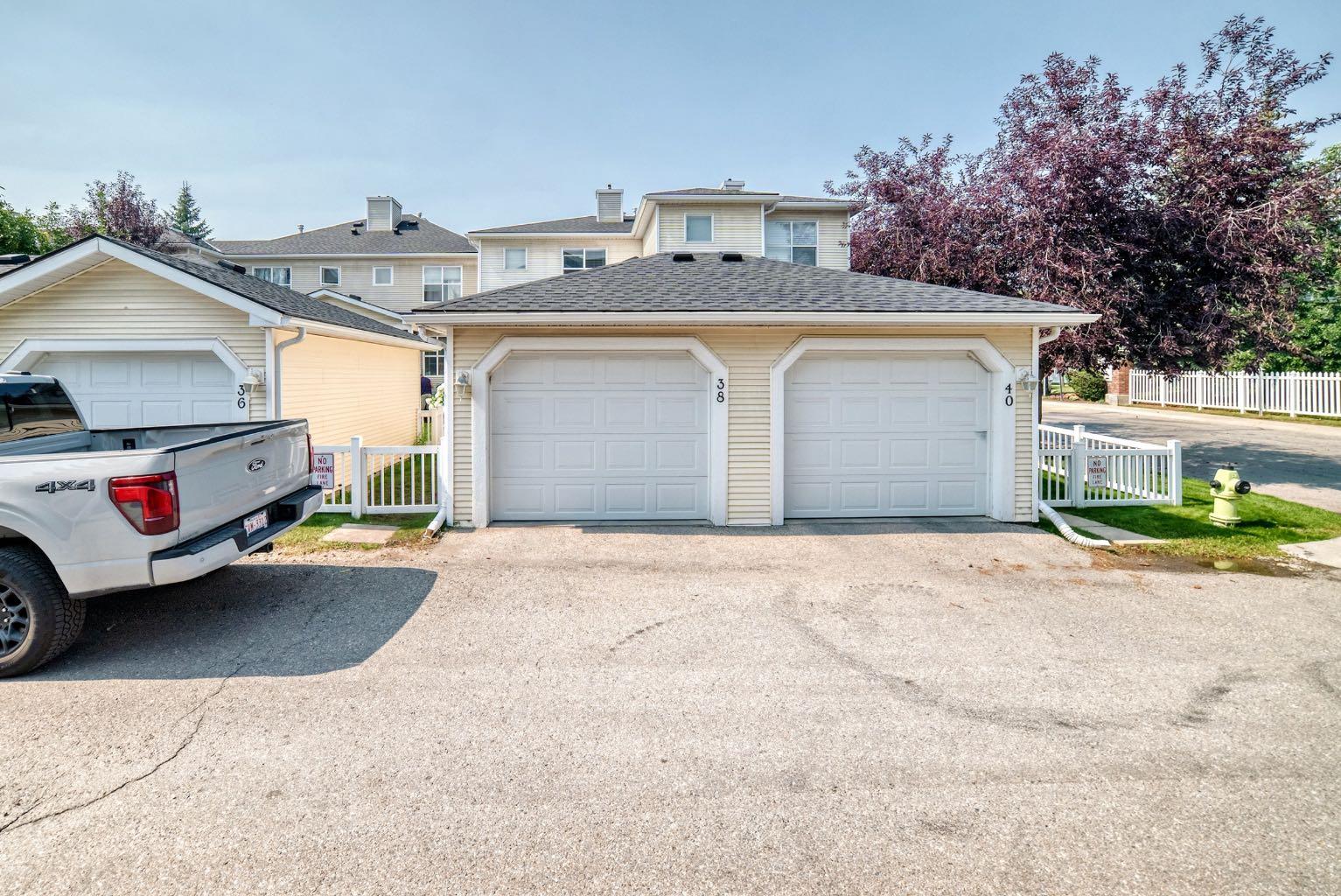 38 Country Village Landing NE