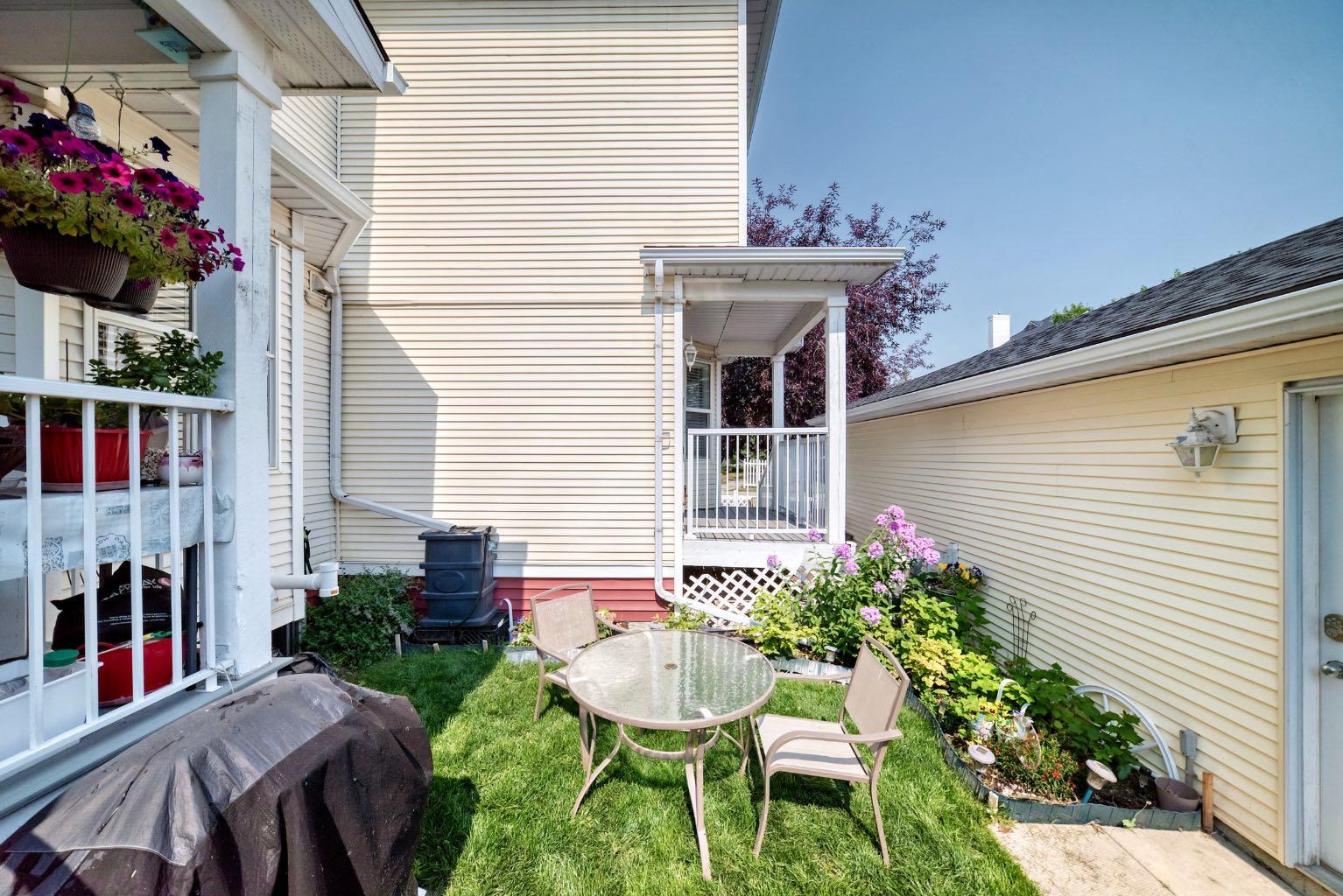 38 Country Village Landing NE