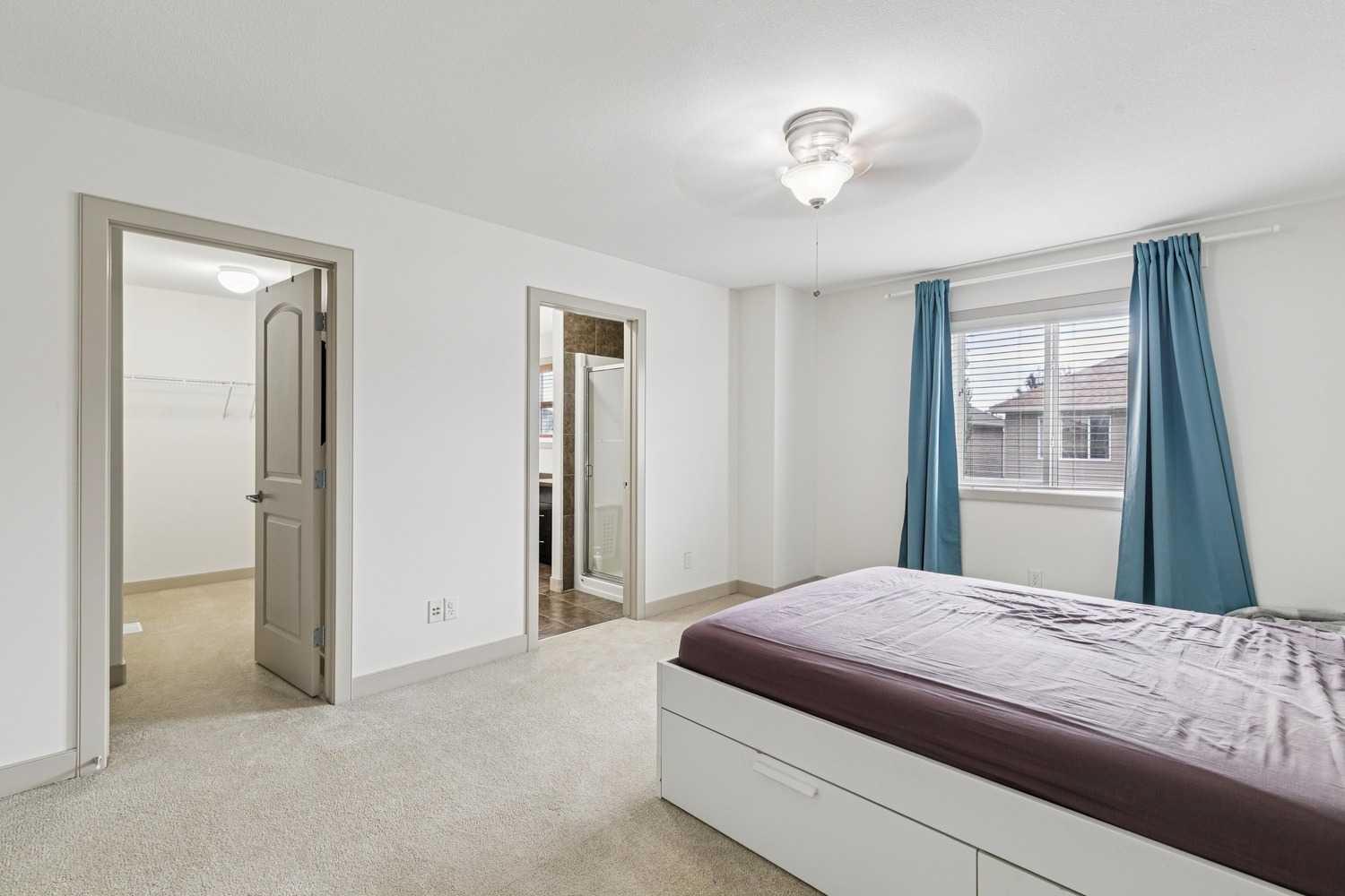 67 Everwoods Park SW