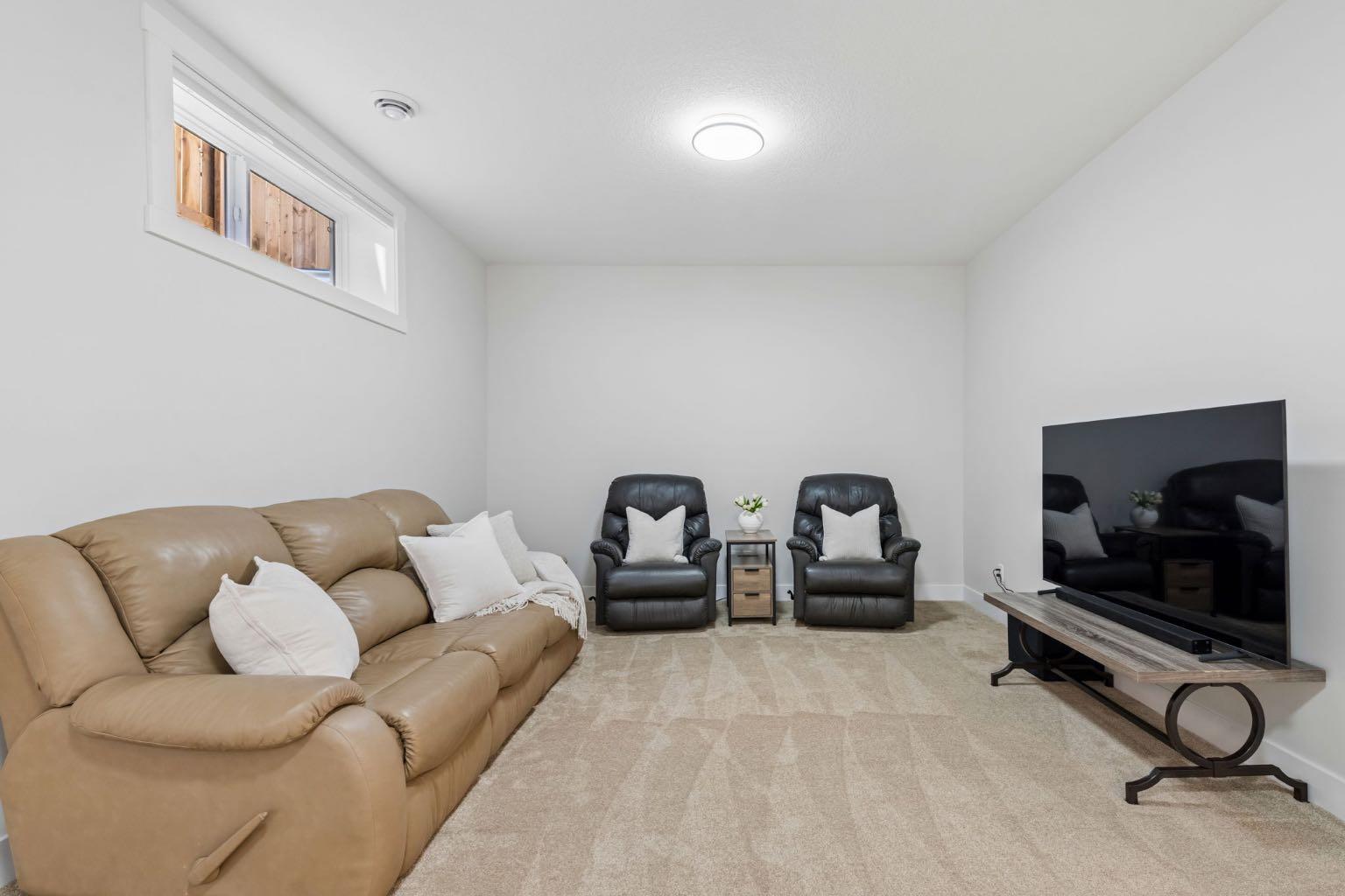 474 Clydesdale Way 