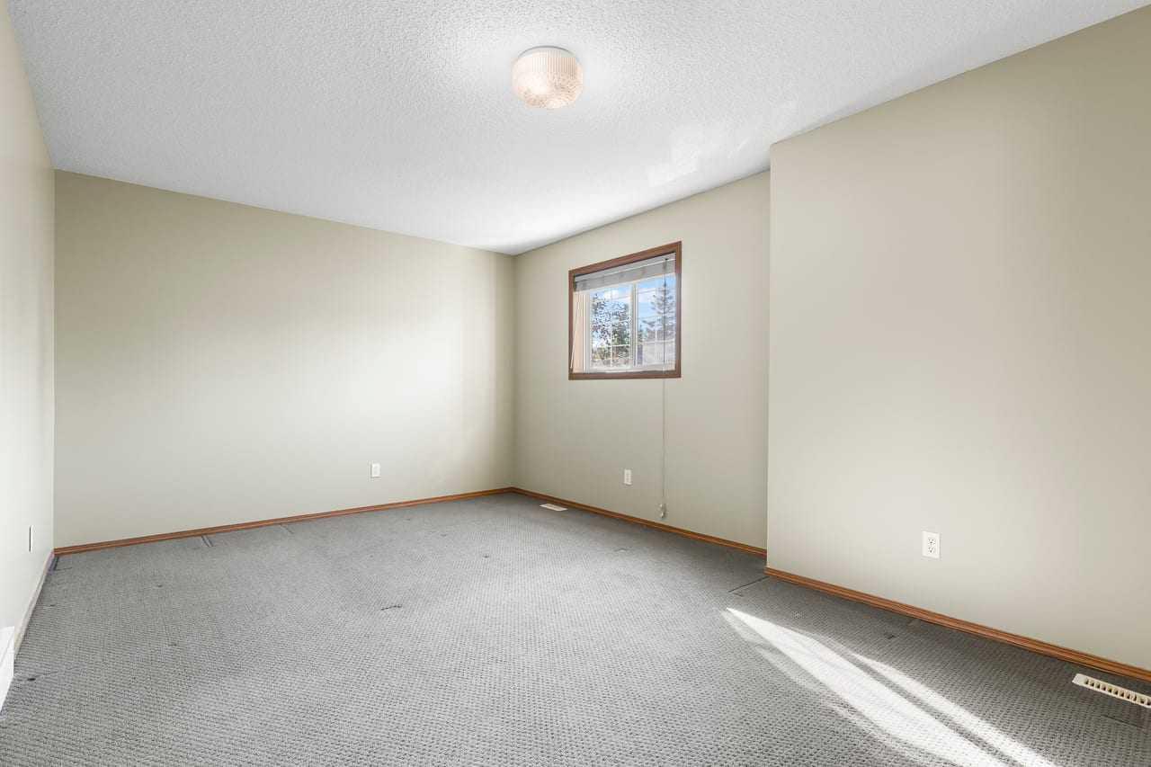 51 Eversyde Court SW