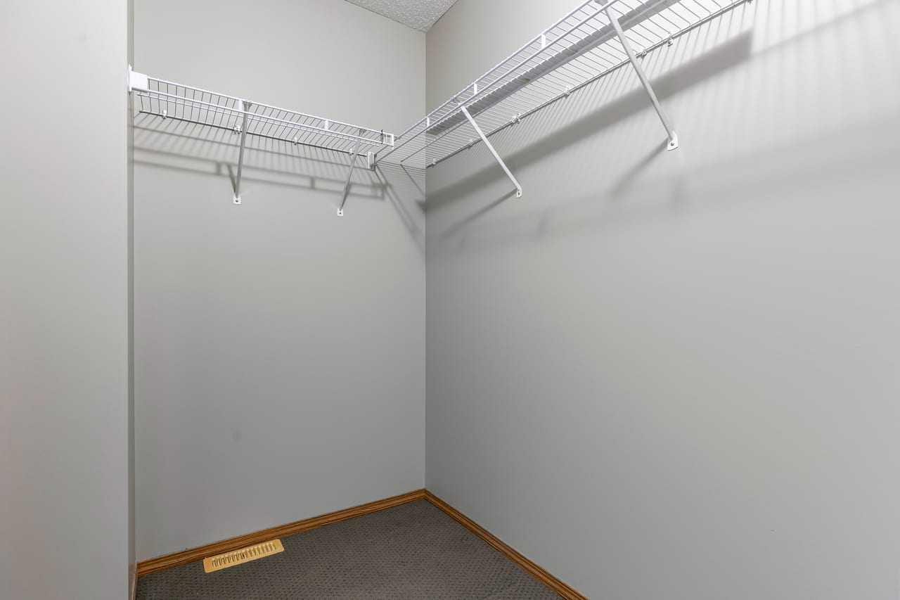 51 Eversyde Court SW