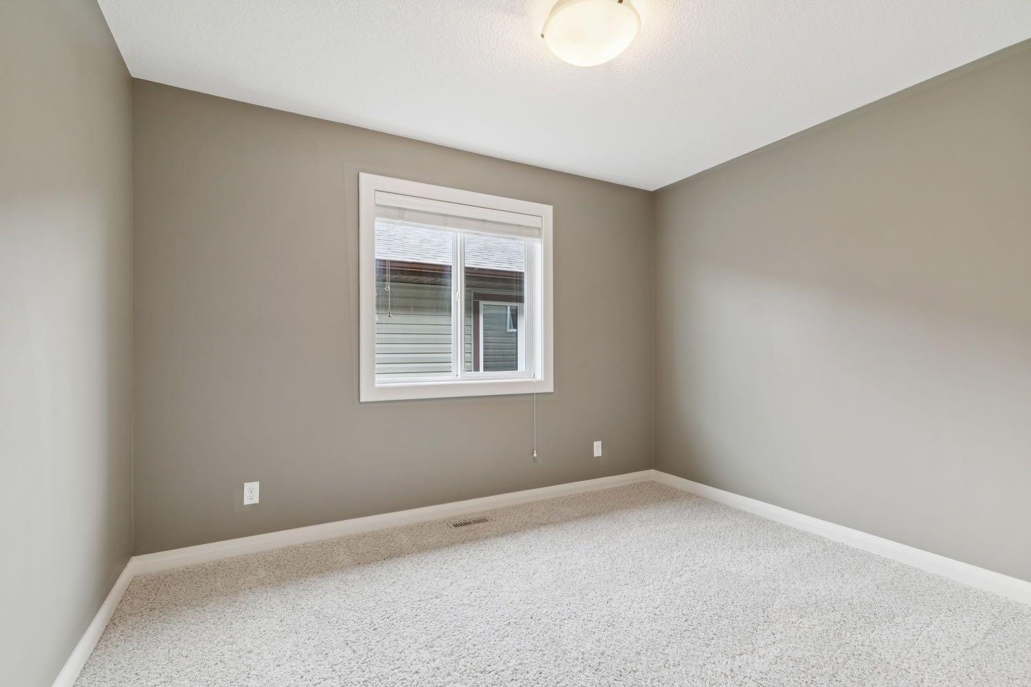 982 Evanston Drive NW