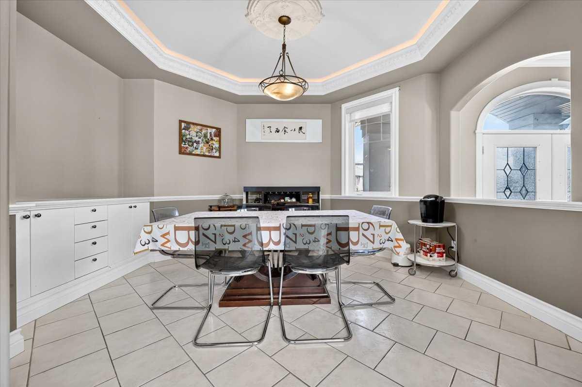 234 Elmont Bay SW