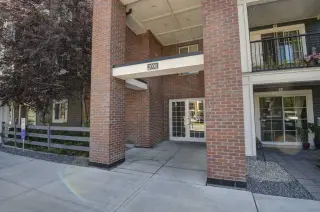 2414, 99 copperstone Park SE