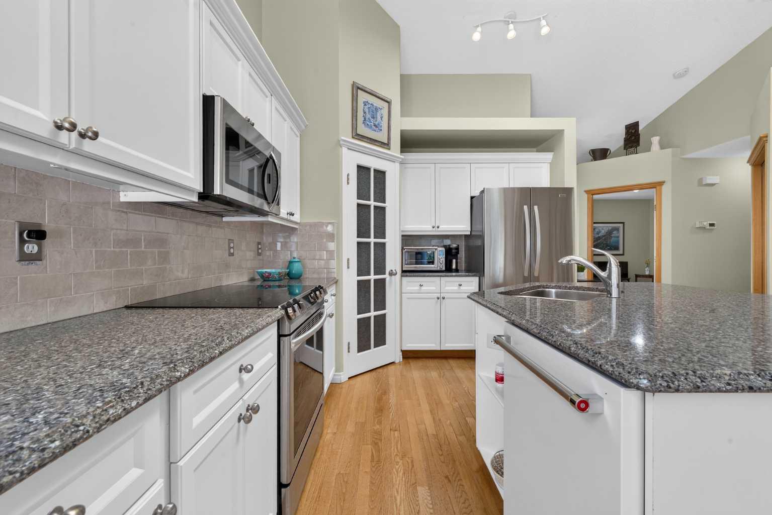 51 Chaparral Heath SE