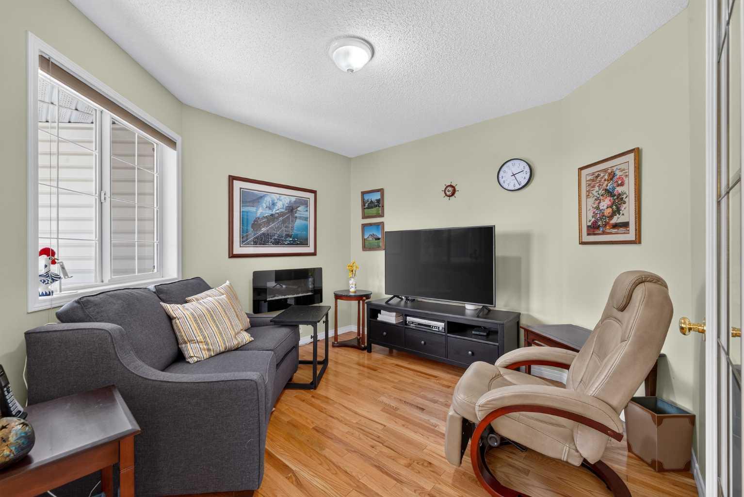 51 Chaparral Heath SE