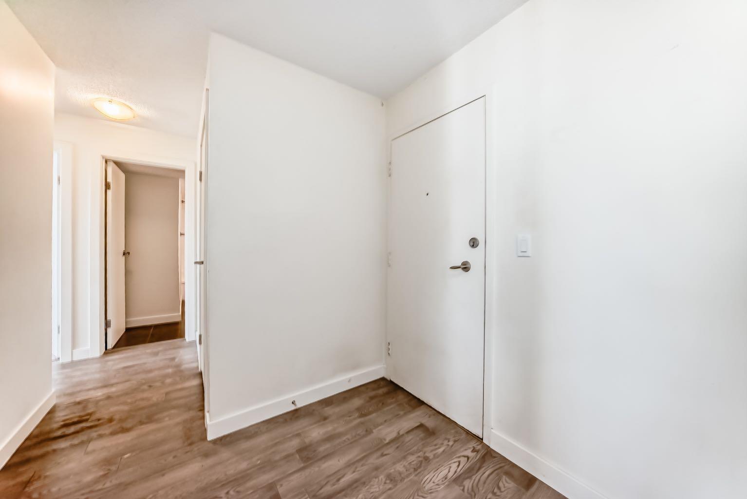 302, 4455A Greenview Drive NE