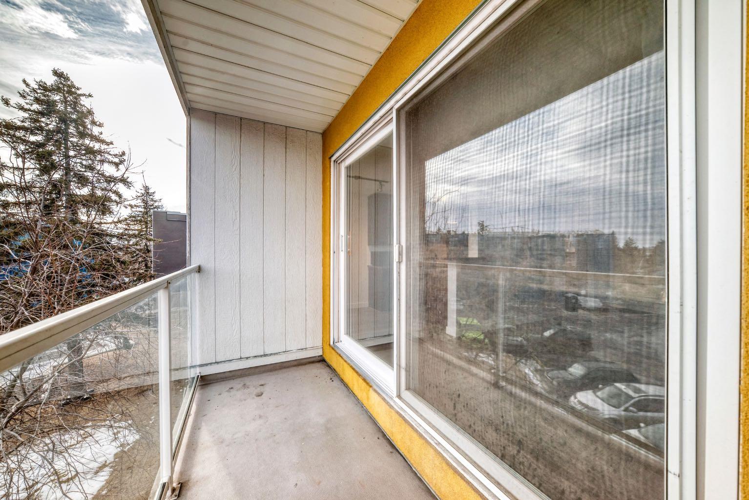 302, 4455A Greenview Drive NE