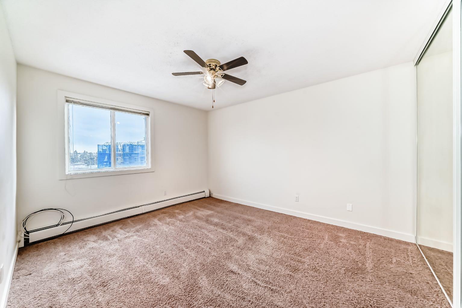 302, 4455A Greenview Drive NE
