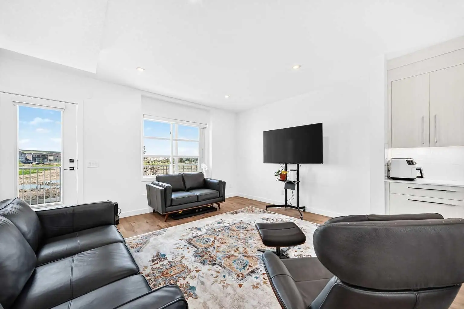 308, 135 Belmont Passage SW