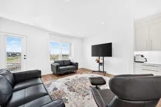 308, 135 Belmont Passage SW