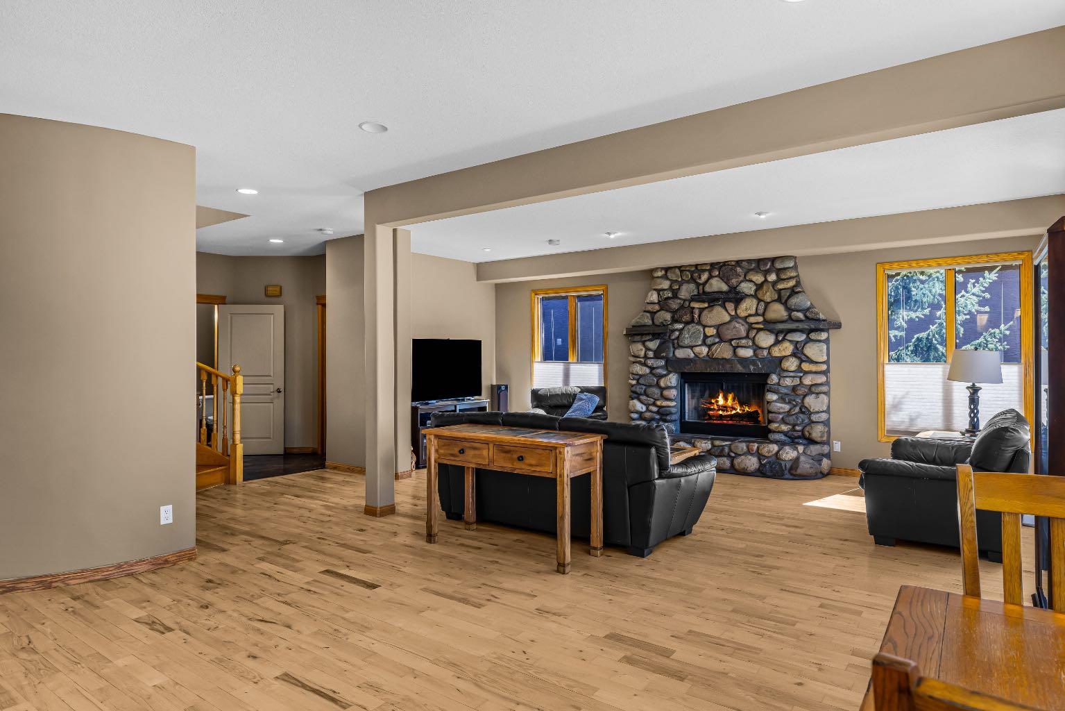 389 Eagle Heights 