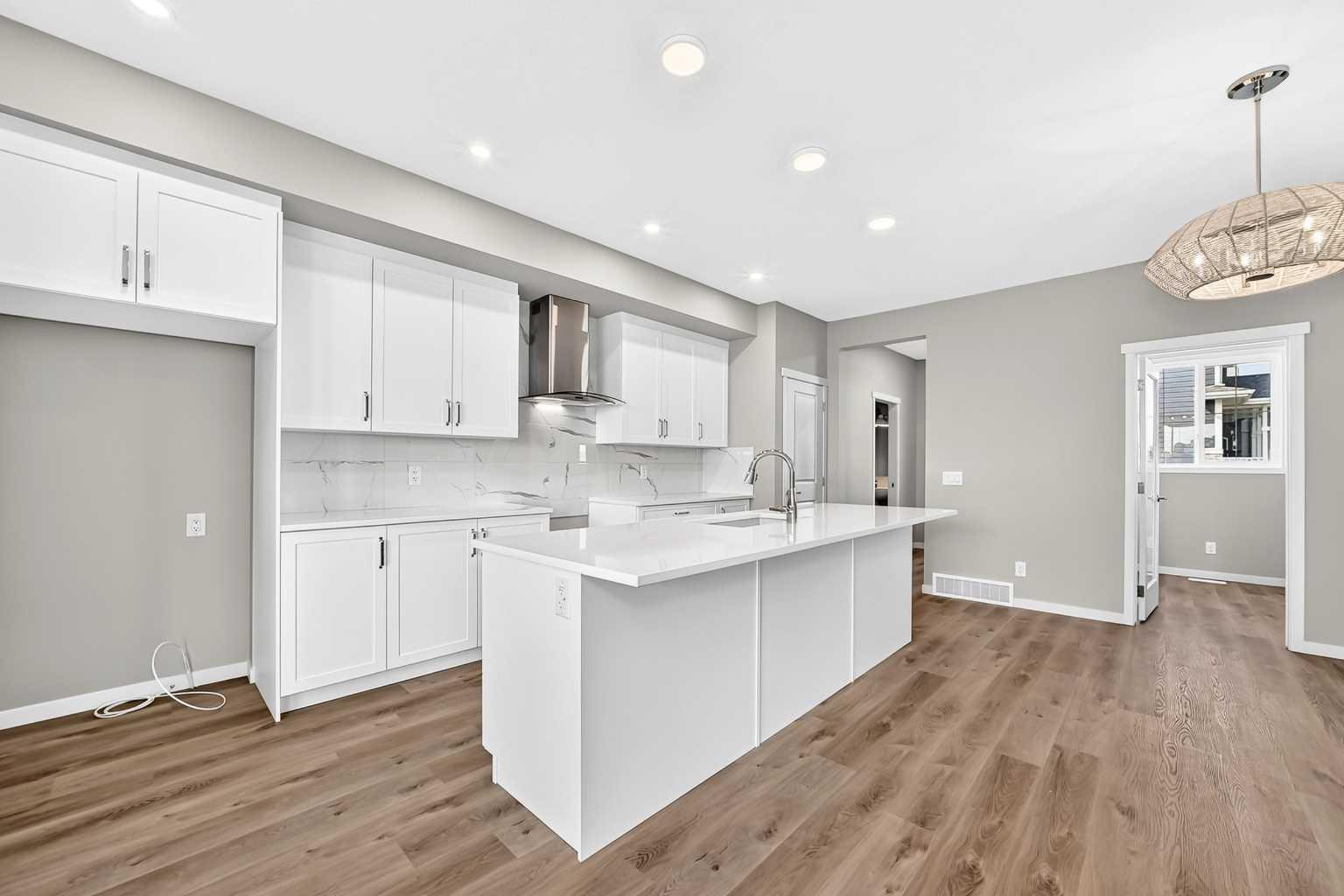 1302 Mahogany Boulevard SE