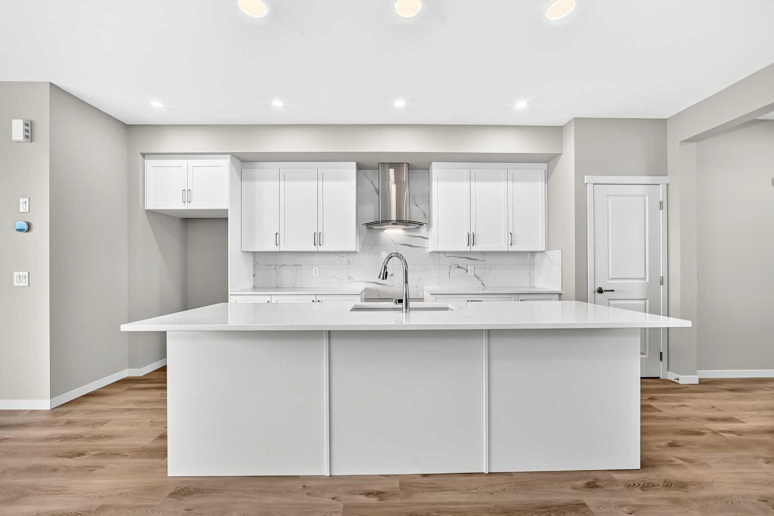 1302 Mahogany Boulevard SE