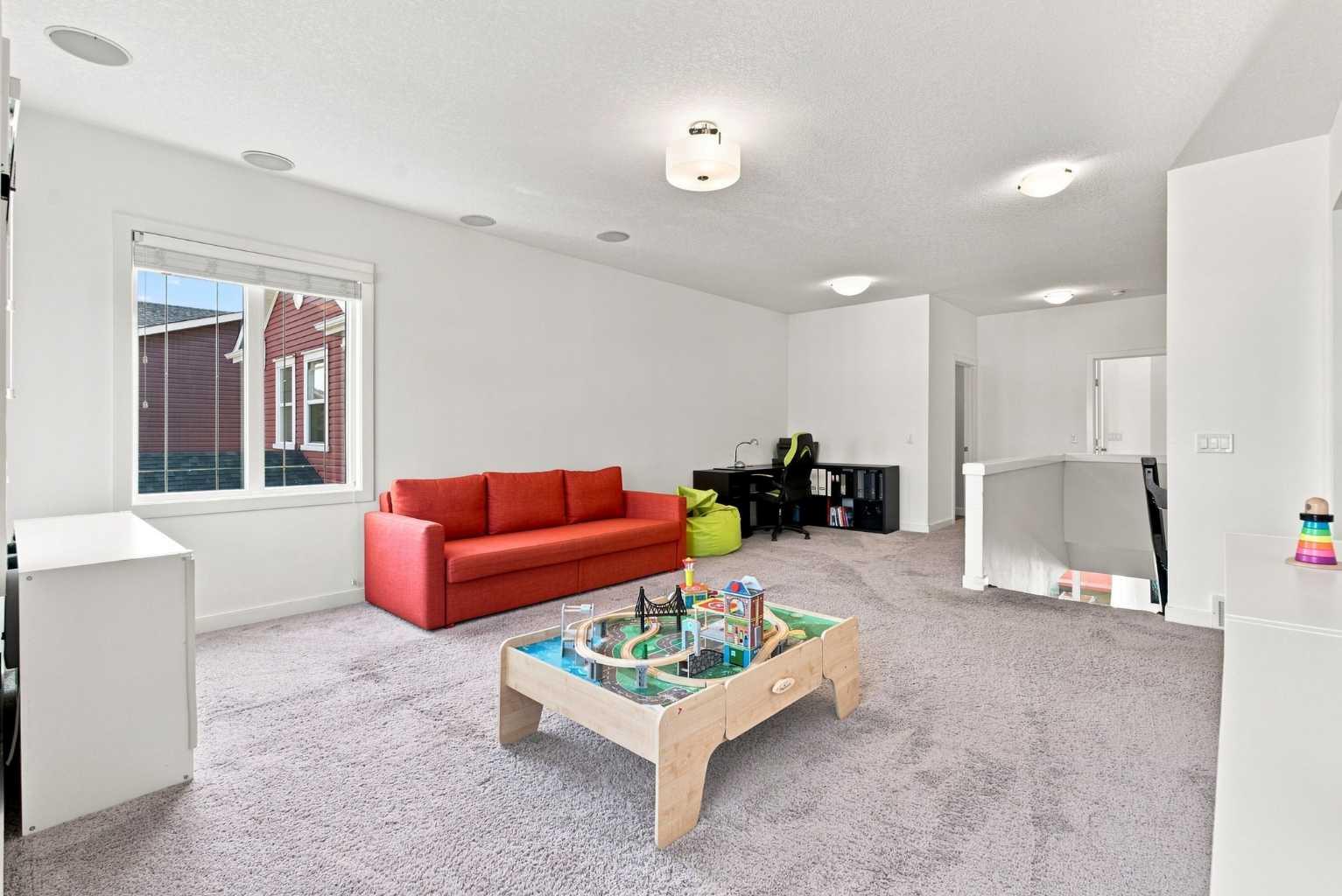 63 Sunset Park 