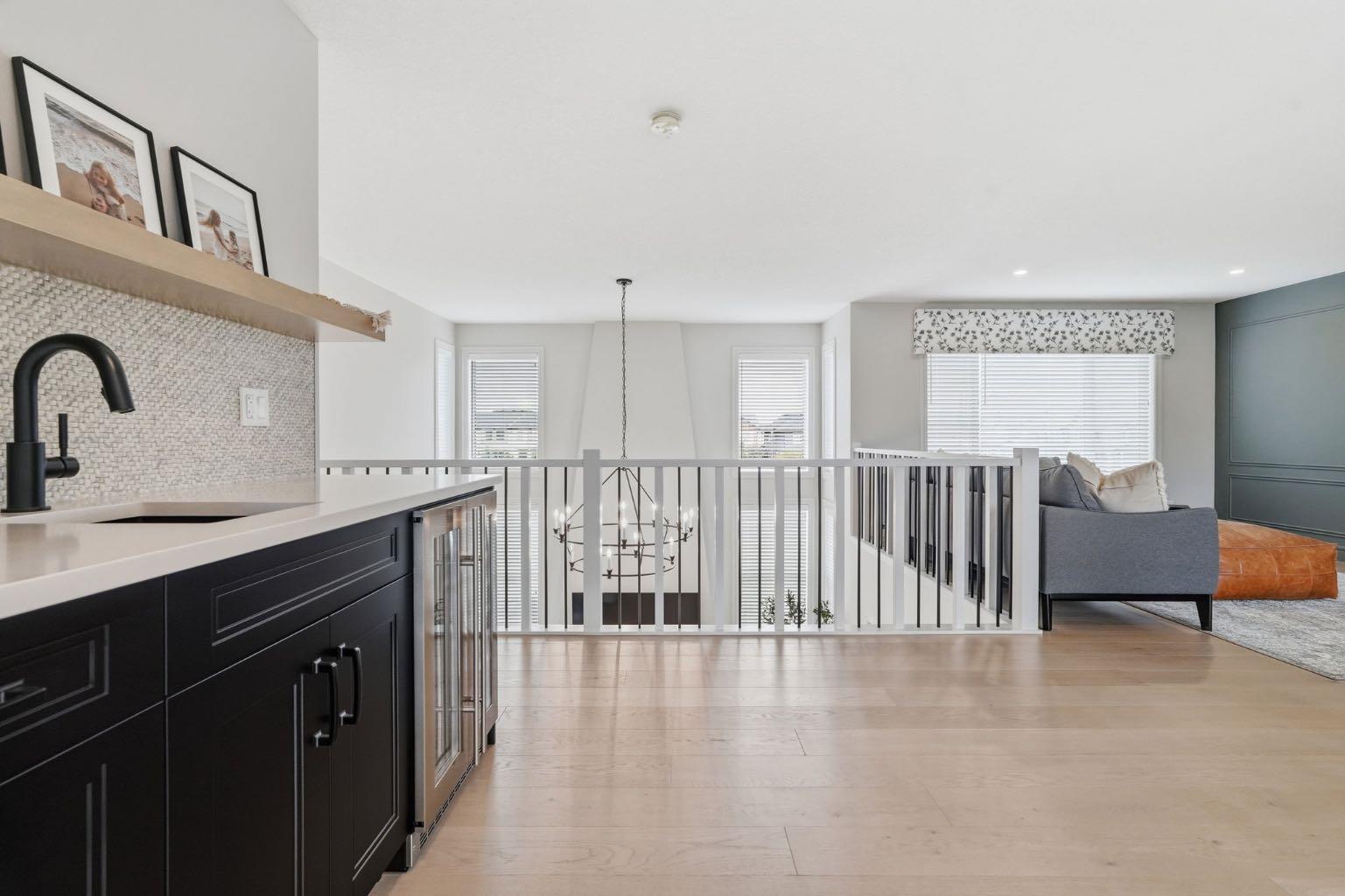 10 Legacy Woods Crescent SE