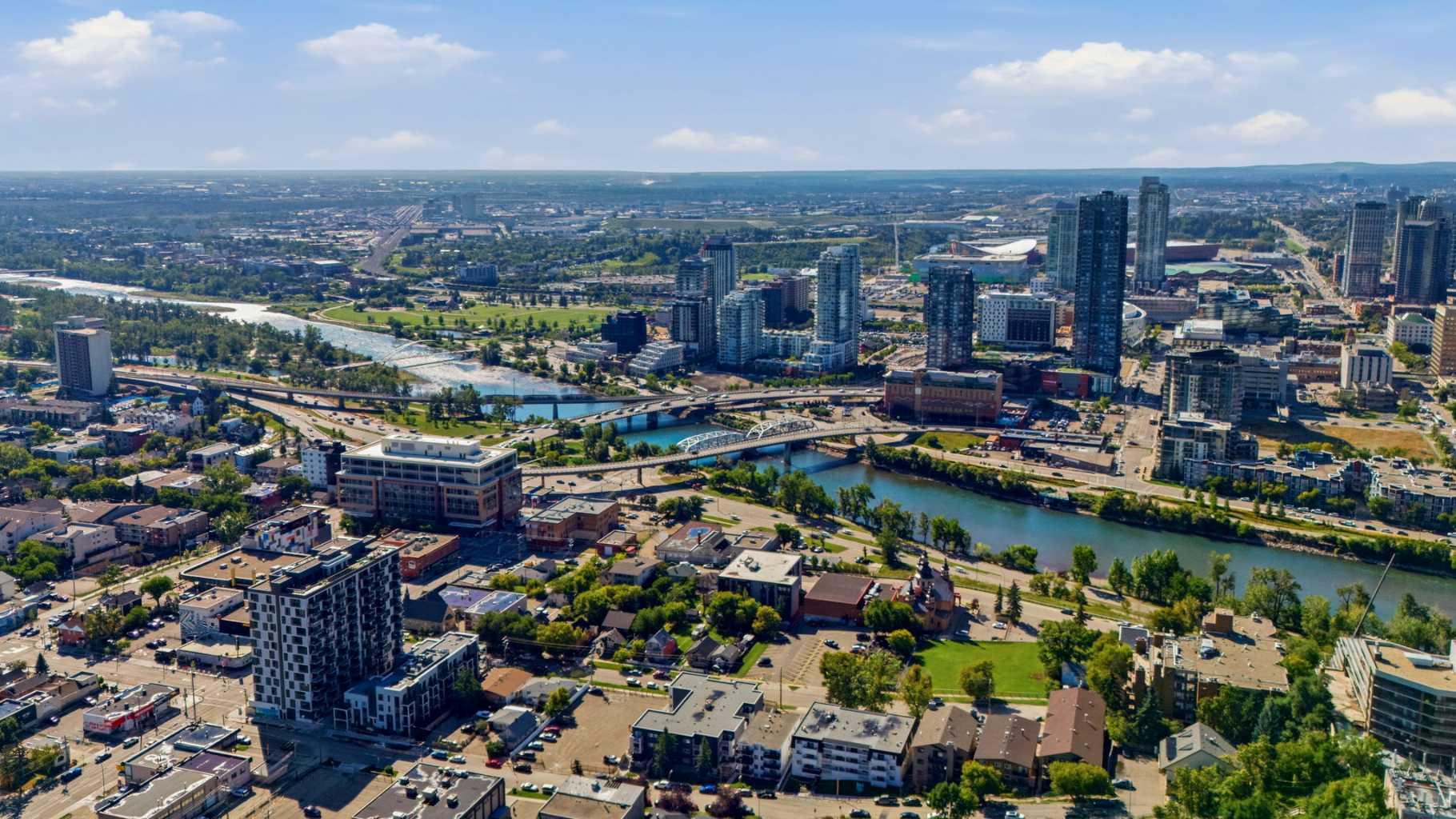 203, 611 Edmonton Trail NE