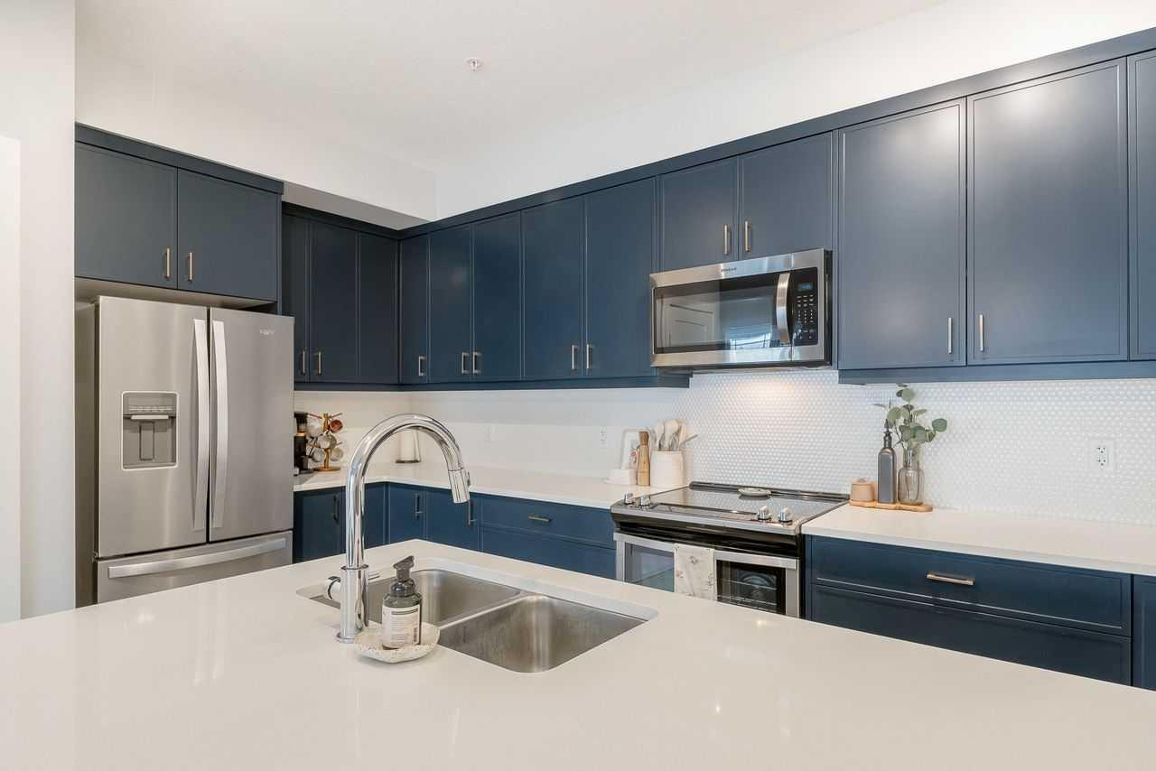 305, 100 Auburn Meadows Manor SE
