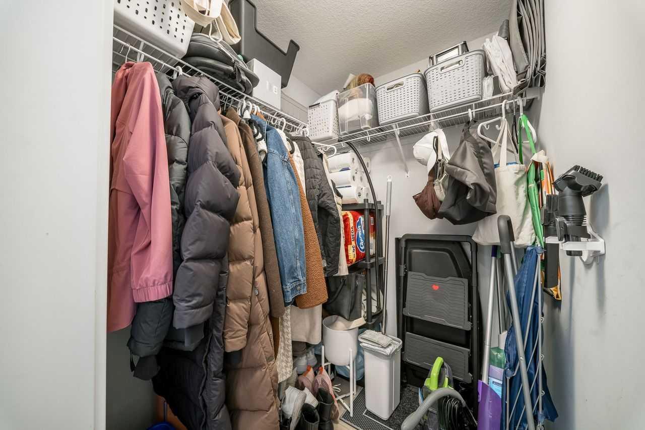 305, 100 Auburn Meadows Manor SE