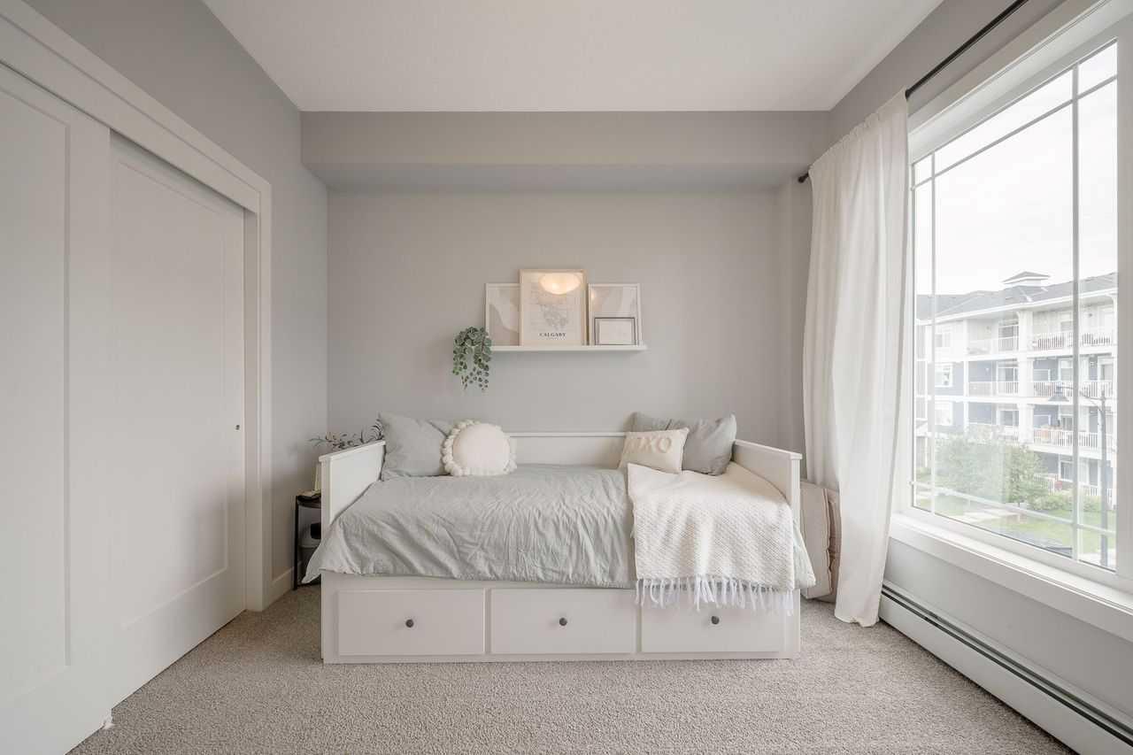 305, 100 Auburn Meadows Manor SE