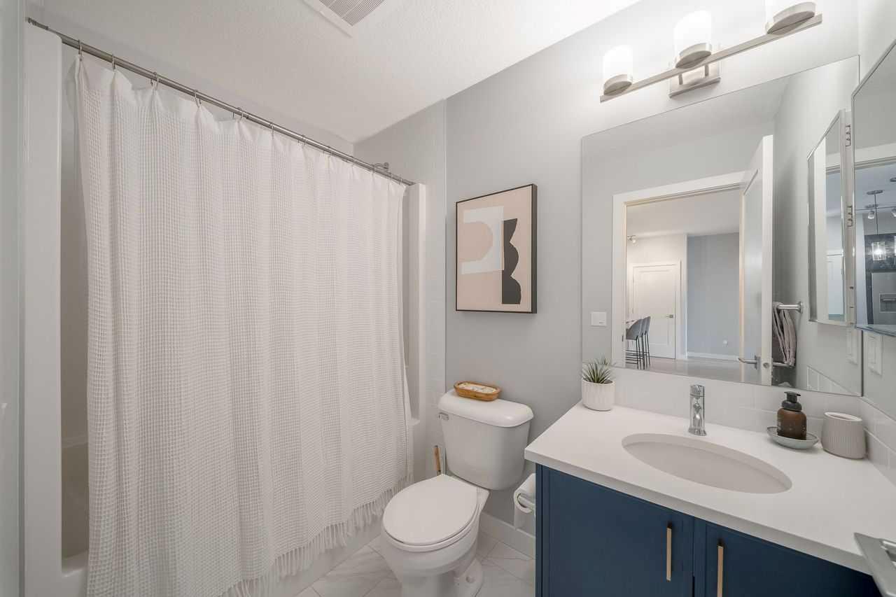 305, 100 Auburn Meadows Manor SE