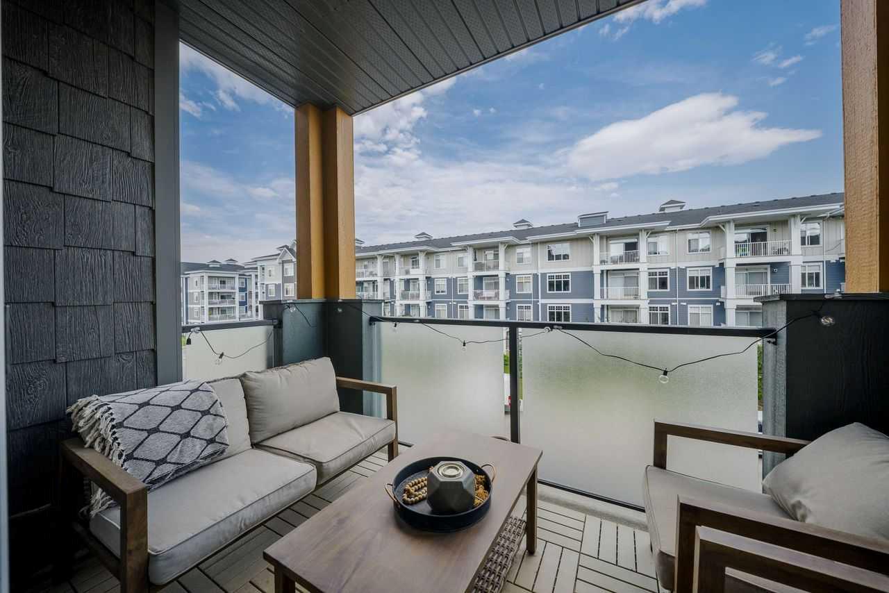 305, 100 Auburn Meadows Manor SE