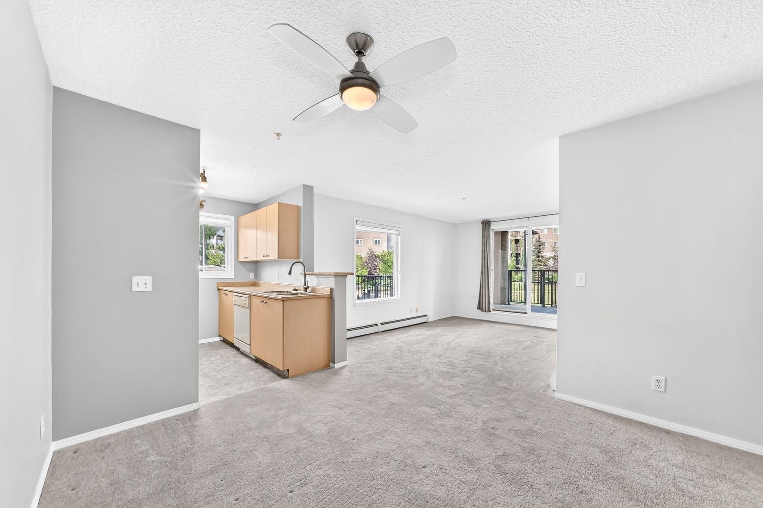 8101, 304 Mackenzie Way SW