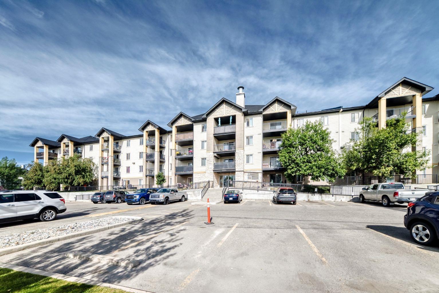 8101, 304 Mackenzie Way SW