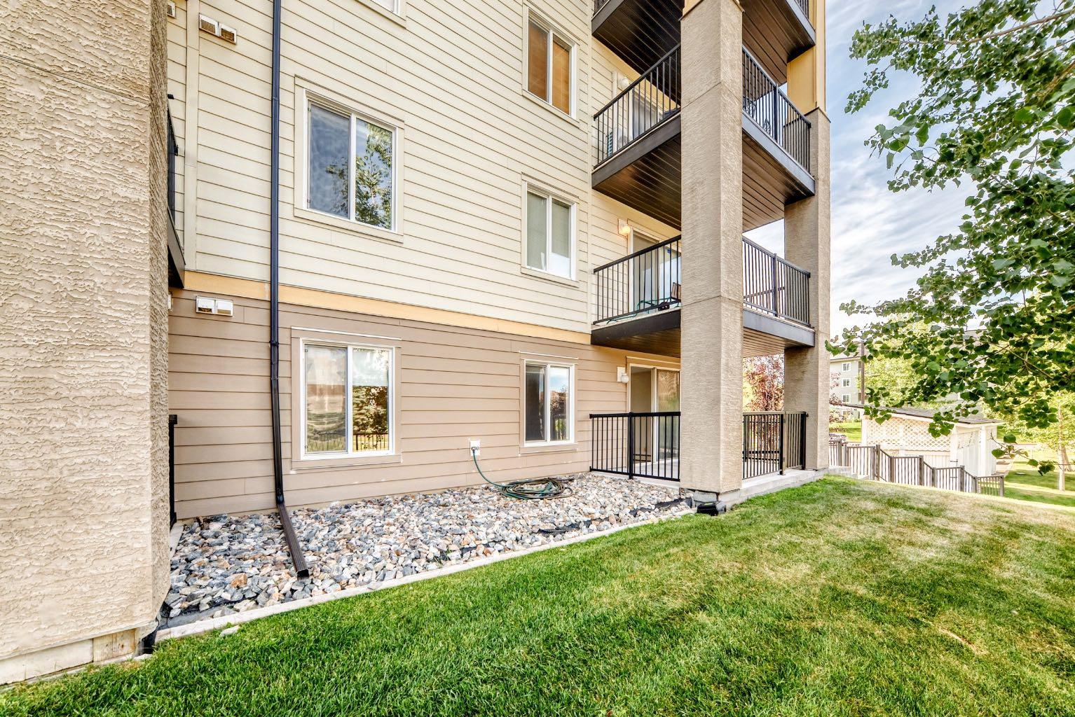 8101, 304 Mackenzie Way SW