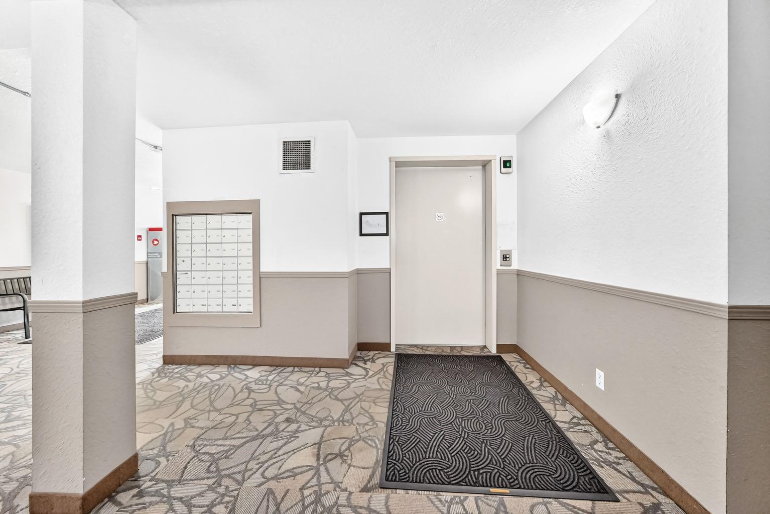 8101, 304 Mackenzie Way SW