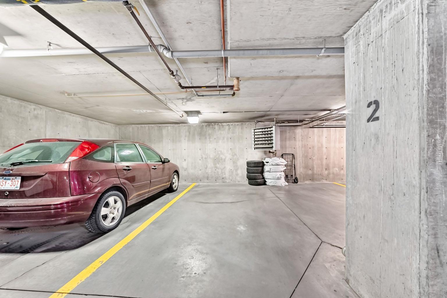 8101, 304 Mackenzie Way SW