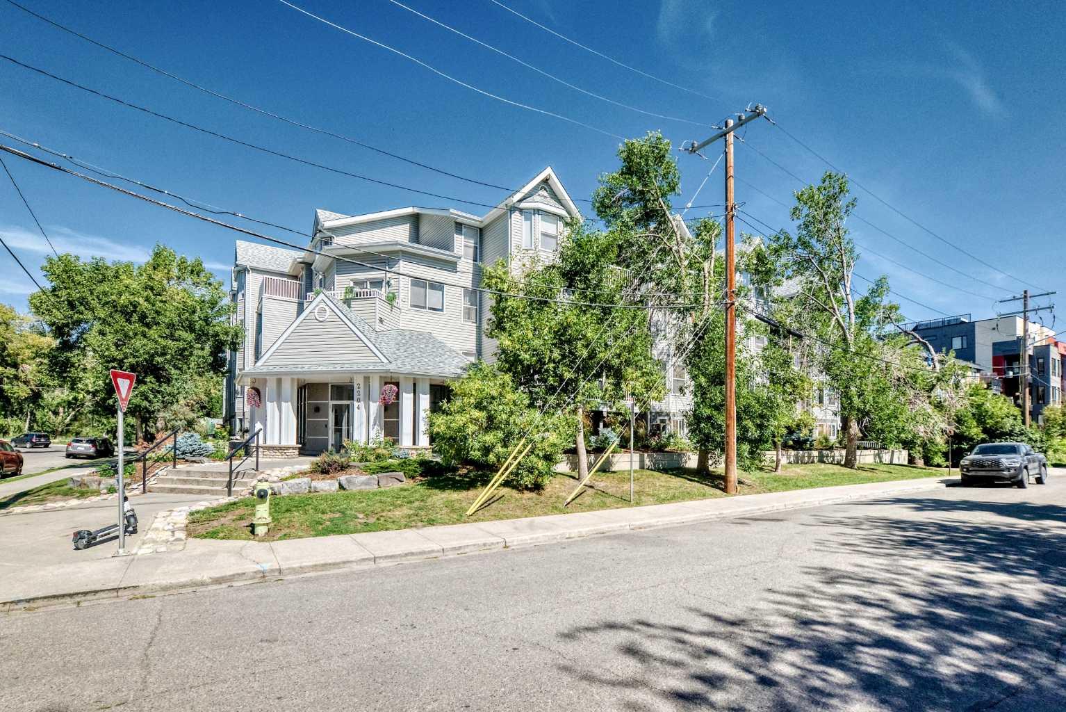 111, 2204 1 Street SW
