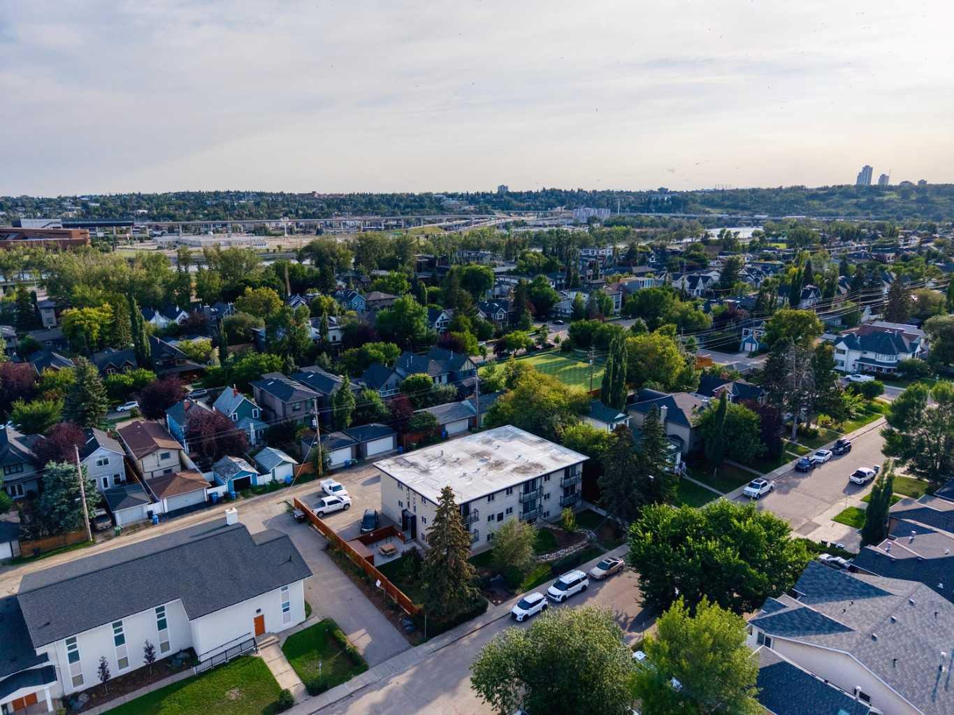 14, 1717 Westmount Road NW