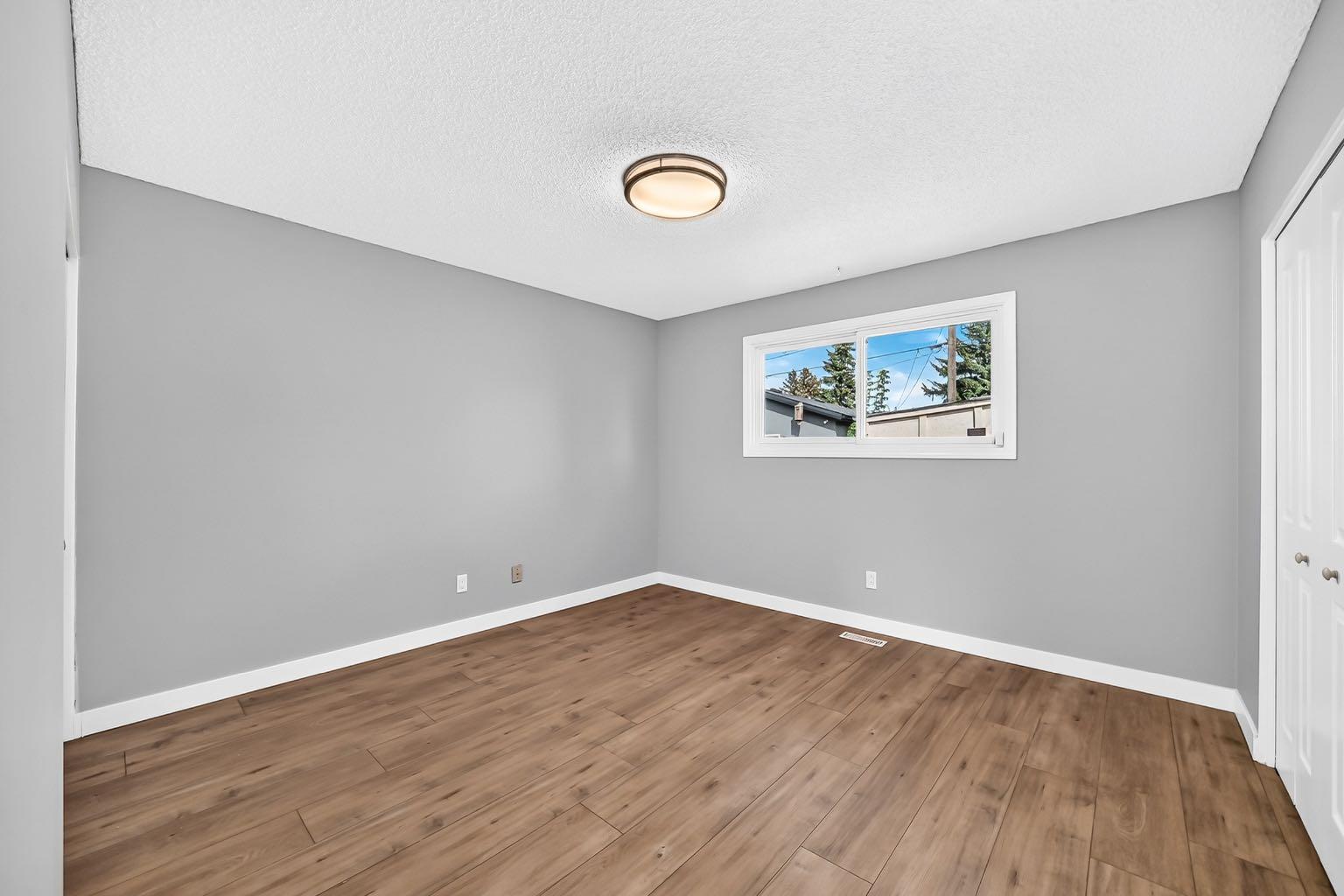 208 Penbrooke Way SE