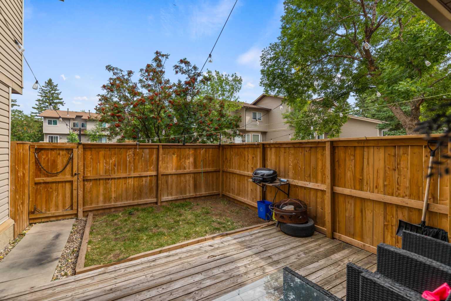 109 Falshire Terrace NE