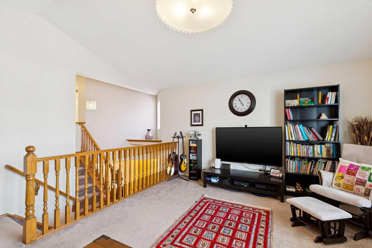 3766 Springbank Drive SW