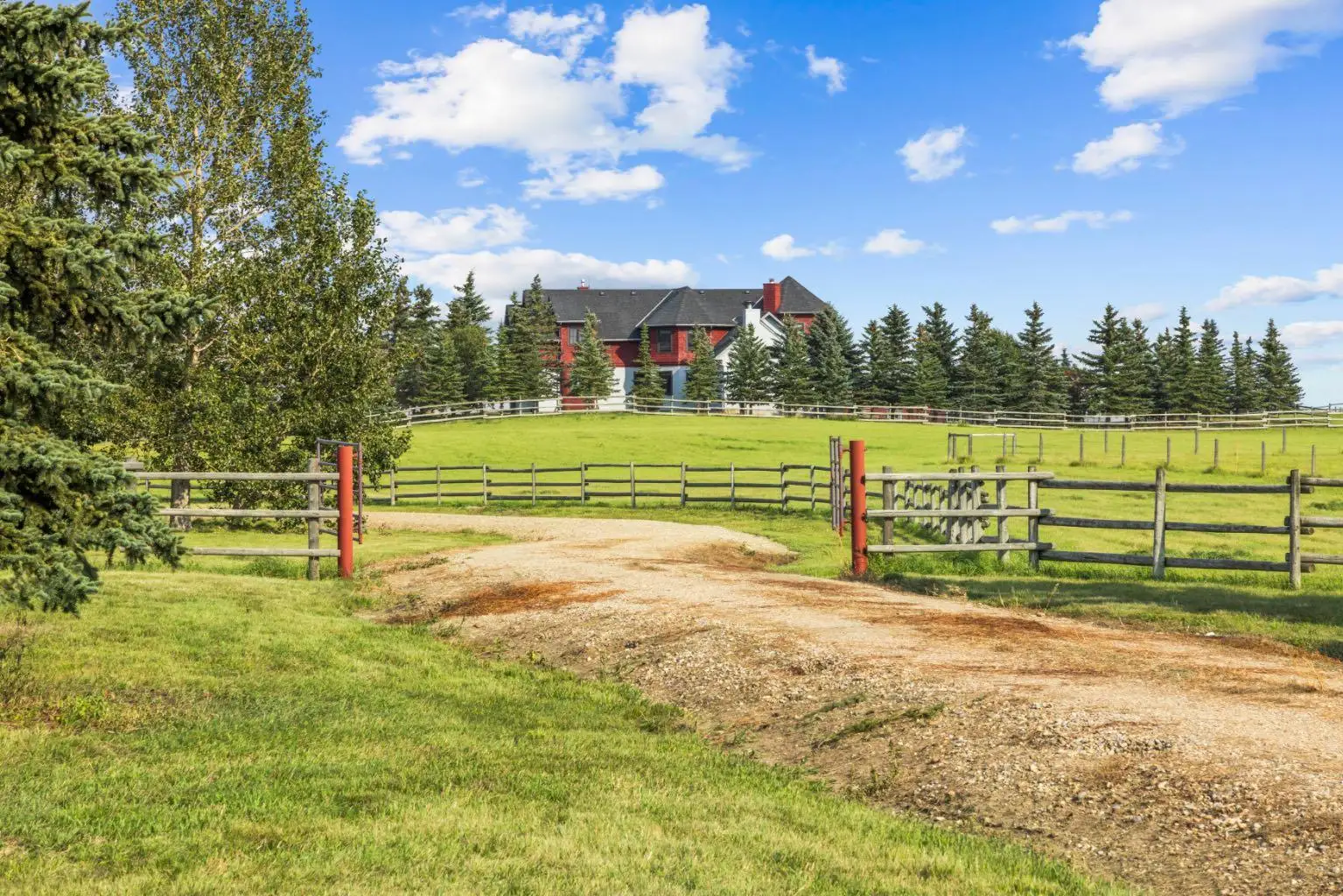 280195 Township Road 264  
