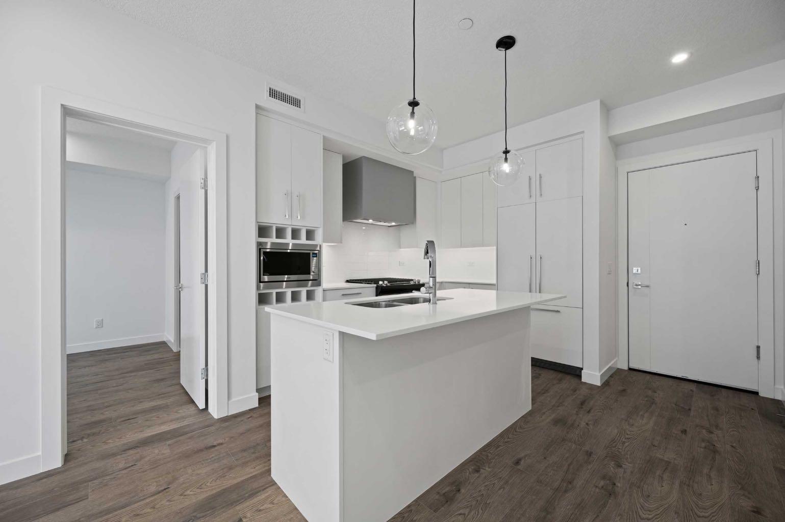 315, 8370 Broadcast Avenue SW