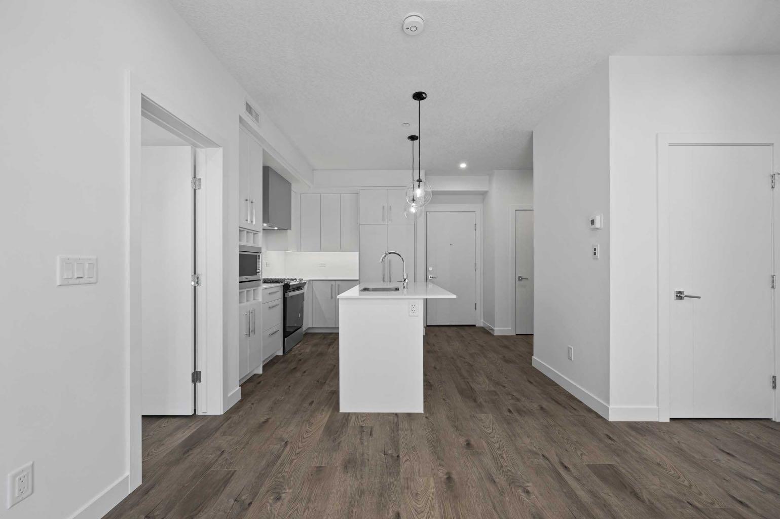 315, 8370 Broadcast Avenue SW